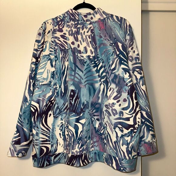 Chicos Weekends XL (3) Baby Fleece Tulip Hem LS Shirt White Blue Purple NWT - Picture 5 of 10